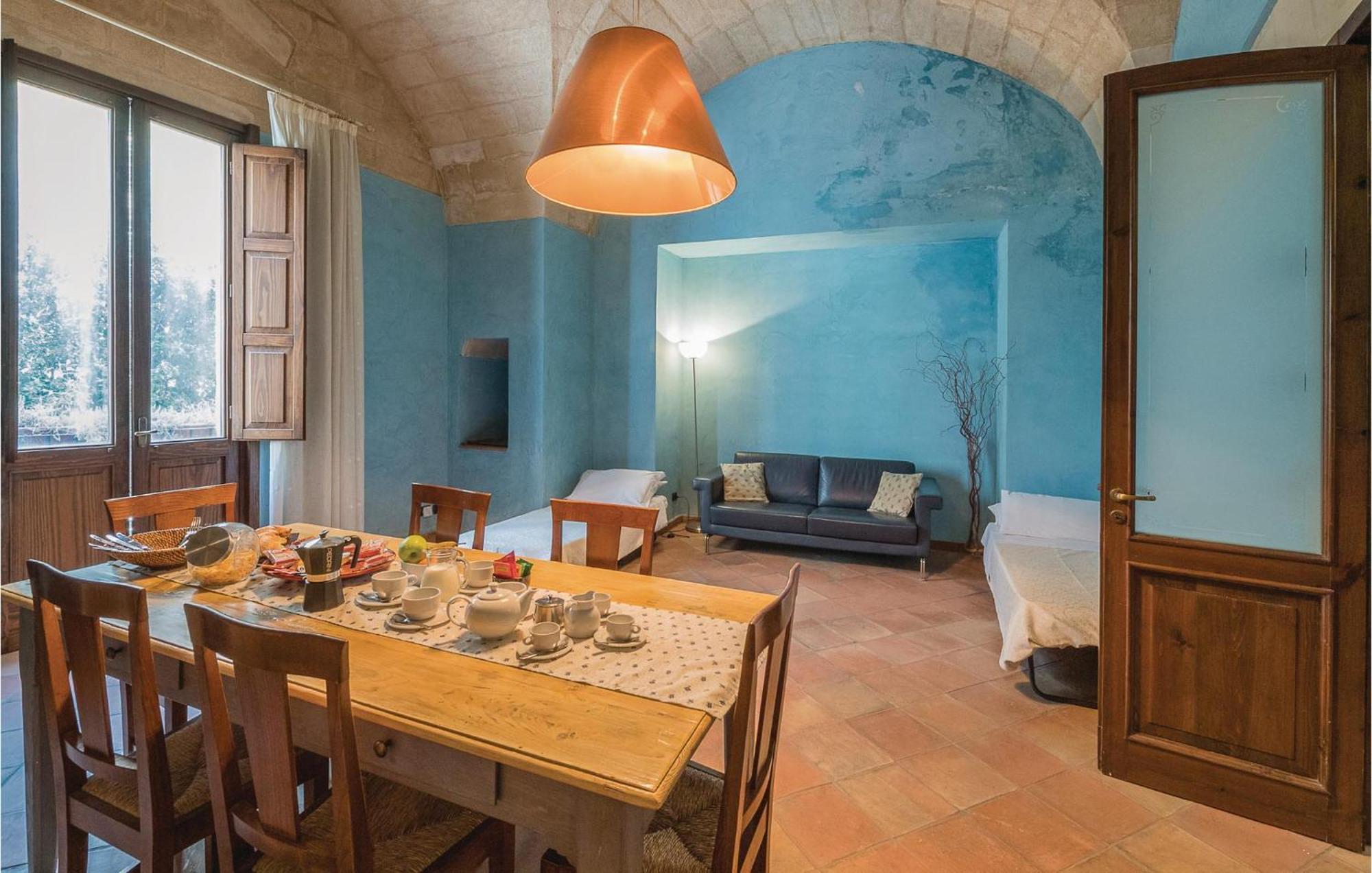 1 Bedroom Awesome Apartment In Lecce Le Dış mekan fotoğraf