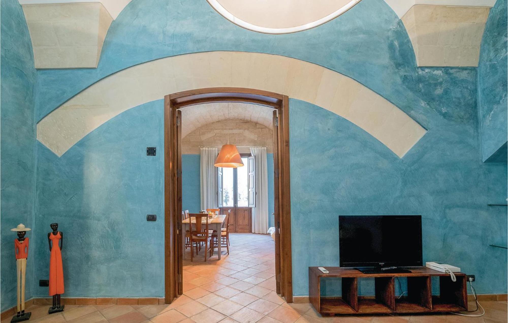 1 Bedroom Awesome Apartment In Lecce Le Dış mekan fotoğraf